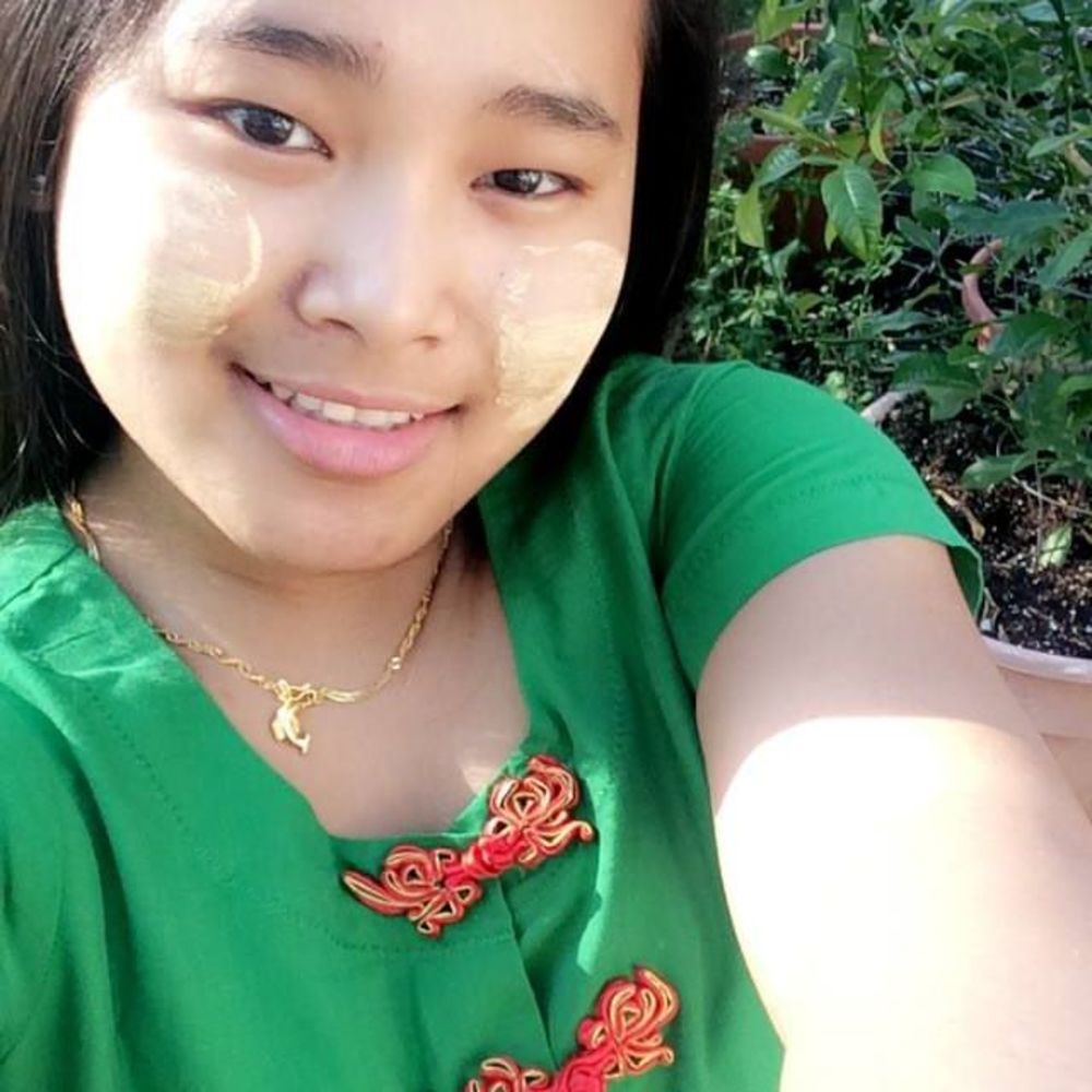 Meet your Posher, Aye moe